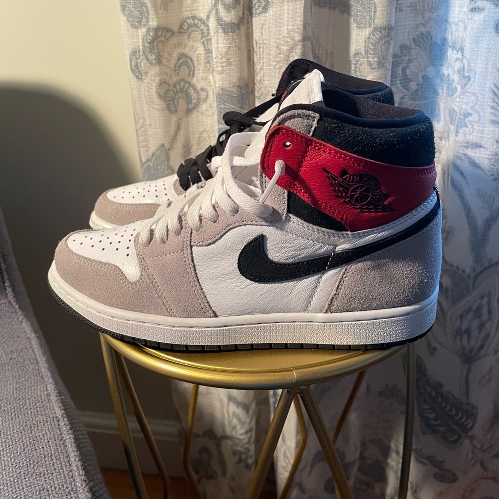Nike Air Jordan 1